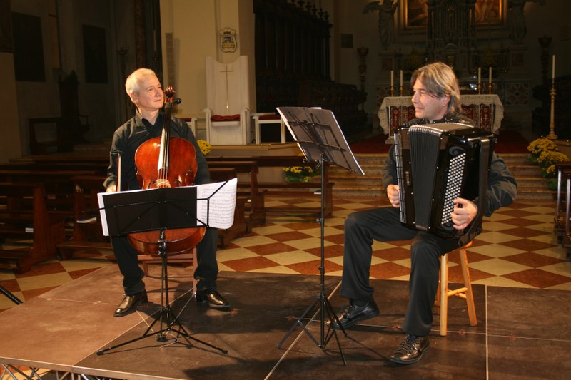 CARLO TEODORO violoncello e GERMANO SCURTI bayan